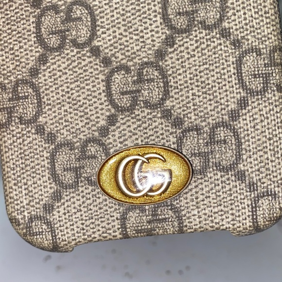Gucci Monogram Beige Phone Case - Picture 5 of 5